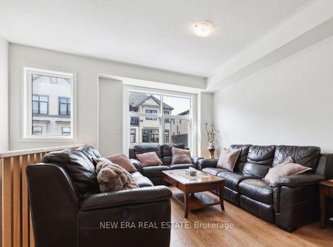 Photo 8 at 778 Kootenay Path, Donevan, Oshawa