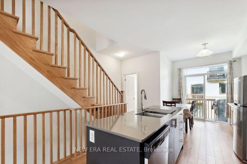 Photo 11 at 778 Kootenay Path, Donevan, Oshawa