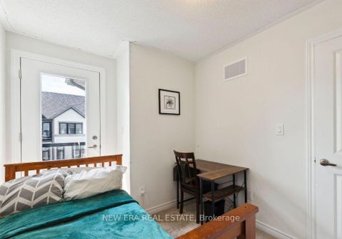 Photo 21 at 778 Kootenay Path, Donevan, Oshawa