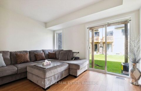 Photo 24 at 778 Kootenay Path, Donevan, Oshawa