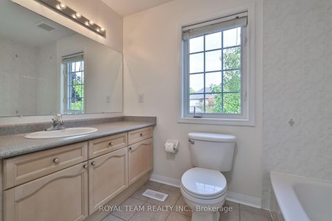 Photo 15 at 2439 Hollybrook Drive, WM Westmount, Oakville