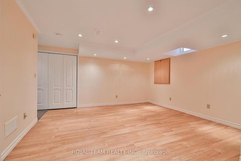 Photo 26 at 2439 Hollybrook Drive, WM Westmount, Oakville