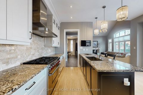 Photo 10 at 131 Robert Berry Crescent, King City, King