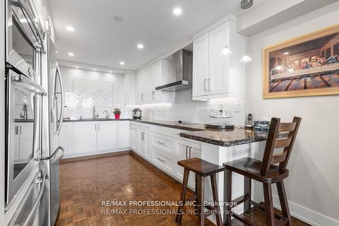 Photo 7 at E5 - 296 Mill Road, Markland Wood, Toronto