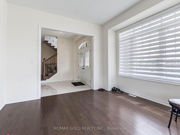 Photo 7 at 73 Eastman Drive N, Credit Valley, Brampton