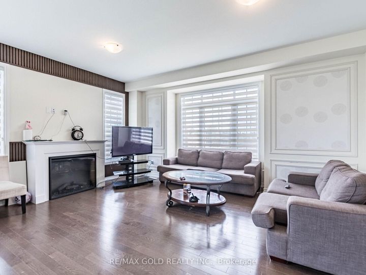 Photo 9 at 73 Eastman Drive N, Credit Valley, Brampton