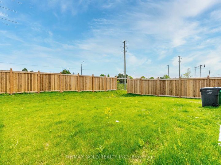 Photo 41 at 73 Eastman Drive N, Credit Valley, Brampton