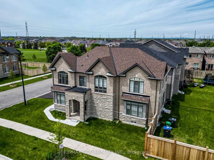 Photo 47 at 73 Eastman Drive N, Credit Valley, Brampton