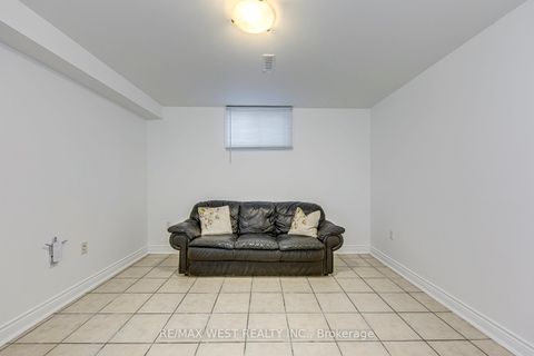 Photo 40 at 1397 Helen Court, WO West, Oakville