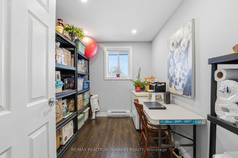 Photo 19 at 202 - 74 The Queensway S, Keswick North, Georgina