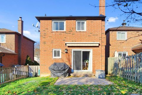 Photo 24 at 49 Madsen Crescent, Markville, Markham