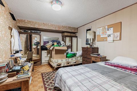 Photo 17 at 344 Pleasant Avenue, Newtonbrook West, Toronto