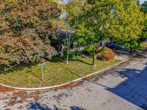 Photo 5 at 2063 Waters Edge Drive, BR Bronte, Oakville