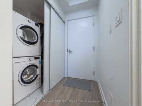 Photo 5 at 2703 - 50 Ordnance Street, Niagara, Toronto