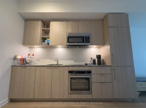 Photo 11 at 2703 - 50 Ordnance Street, Niagara, Toronto