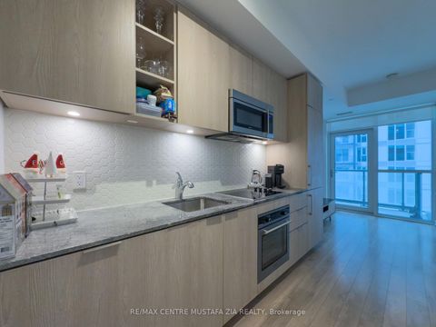 Photo 12 at 2703 - 50 Ordnance Street, Niagara, Toronto