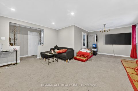 Photo 10 at 36 Galsworthy Avenue, Maryvale, Toronto