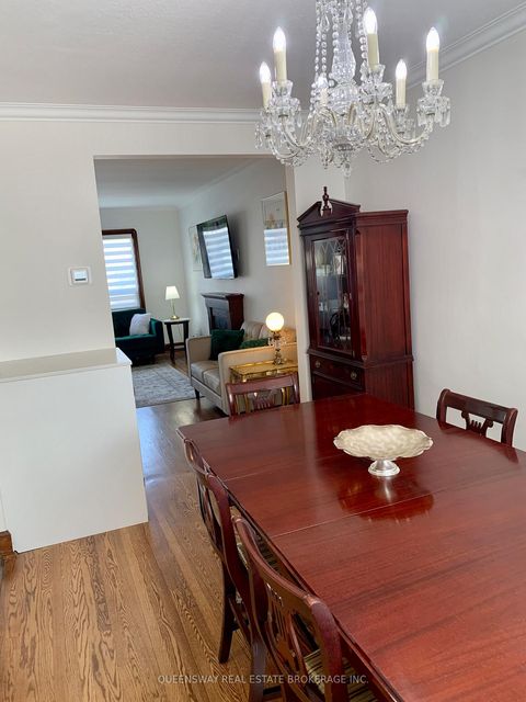 Photo 6 at 420 Jane Street, Lambton Baby Point, Toronto