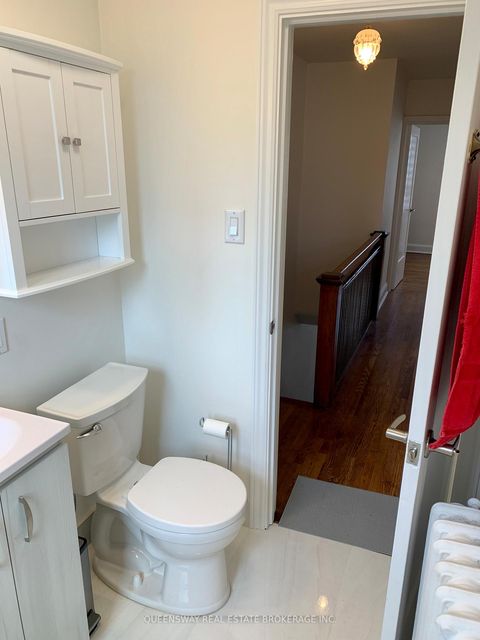 Photo 17 at 420 Jane Street, Lambton Baby Point, Toronto