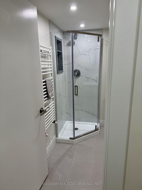 Photo 27 at 420 Jane Street, Lambton Baby Point, Toronto