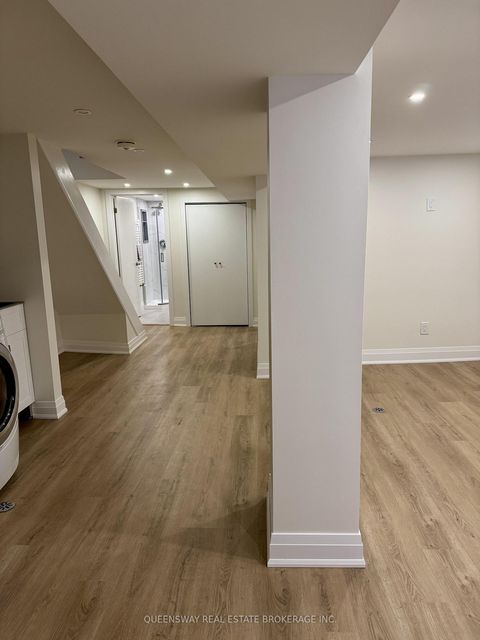 Photo 34 at 420 Jane Street, Lambton Baby Point, Toronto