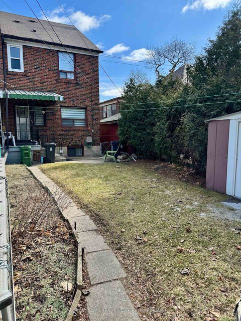 Photo 39 at 420 Jane Street, Lambton Baby Point, Toronto