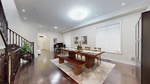 Photo 5 at 65 Meadowsweet Lane, Oak Ridges Lake Wilcox, Richmond Hill