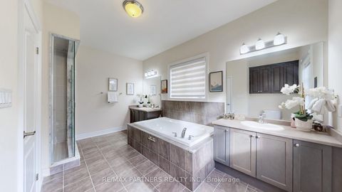 Photo 24 at 65 Meadowsweet Lane, Oak Ridges Lake Wilcox, Richmond Hill