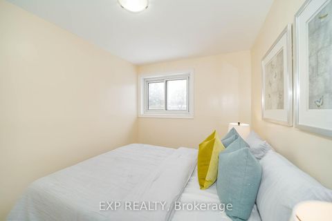 Photo 24 at 22 Jones Court, Aurora Highlands, Aurora