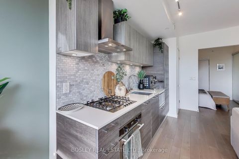 Photo 13 at 416 - 530 Indian Grove, Junction Area, Toronto