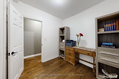 Photo 22 at 4 King Edward Avenue, Lumsden, Toronto