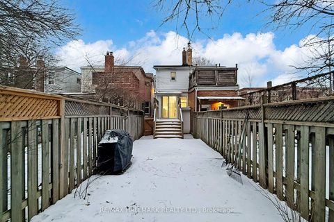 Photo 32 at 4 King Edward Avenue, Lumsden, Toronto