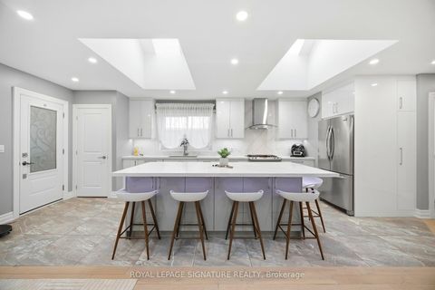 Photo 9 at 30 COULES Court, Alderwood, Toronto