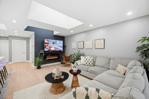 Photo 16 at 30 COULES Court, Alderwood, Toronto