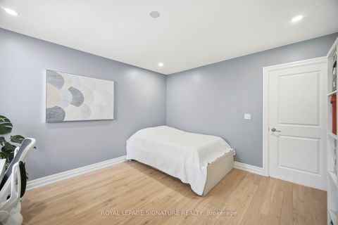 Photo 19 at 30 COULES Court, Alderwood, Toronto