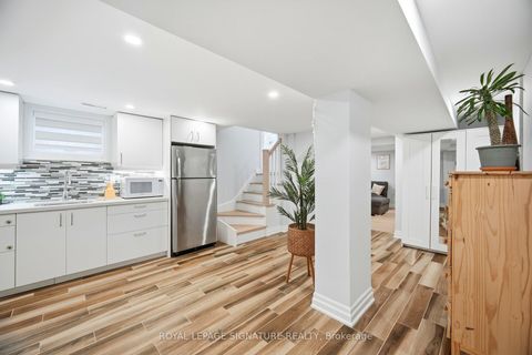Photo 28 at 30 COULES Court, Alderwood, Toronto