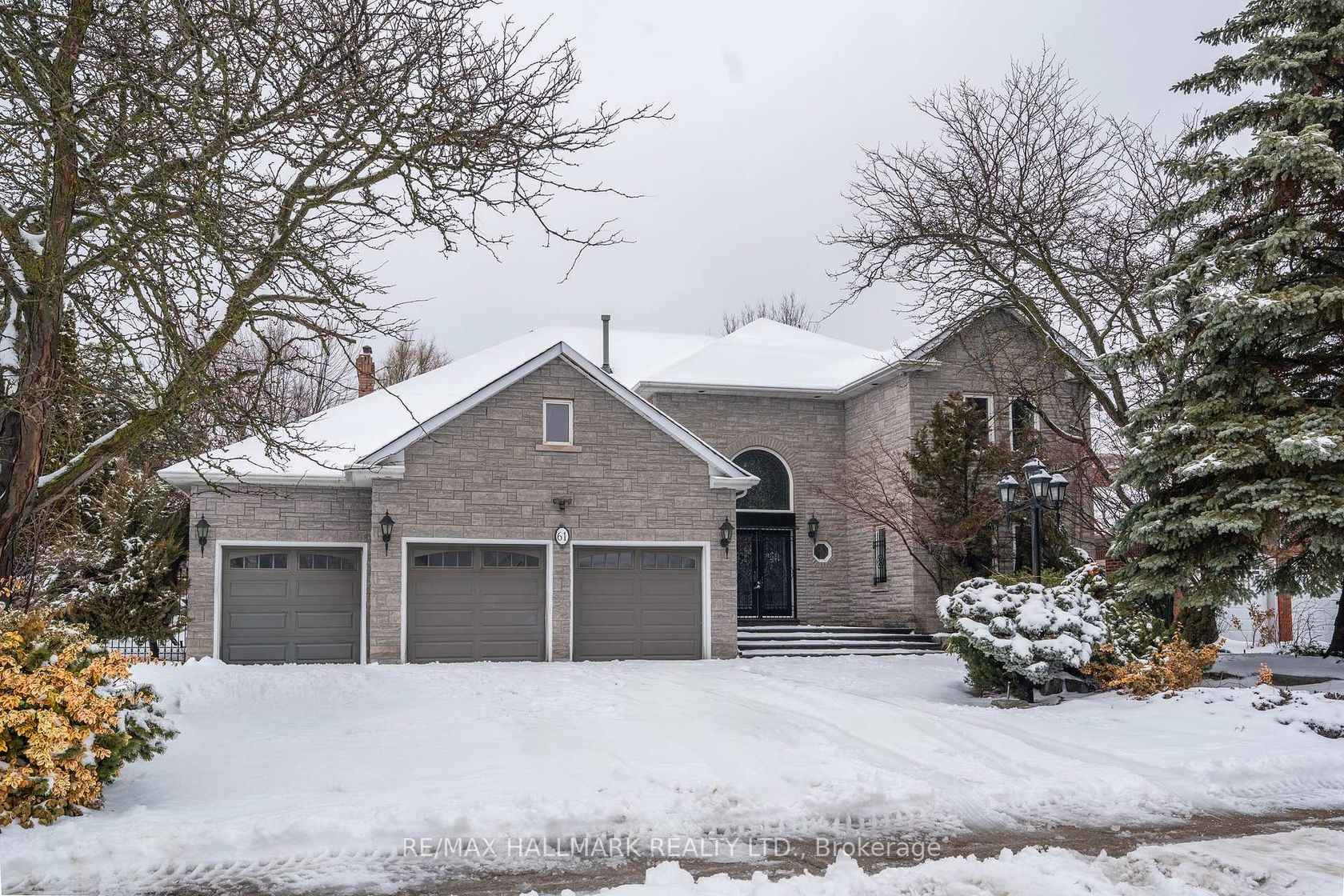 61 Glenayr Road, Bayview Hill, Richmond Hill 