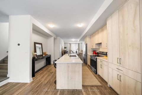 Photo 14 at 1330 Kaniv Street, NW Northwest, Oakville