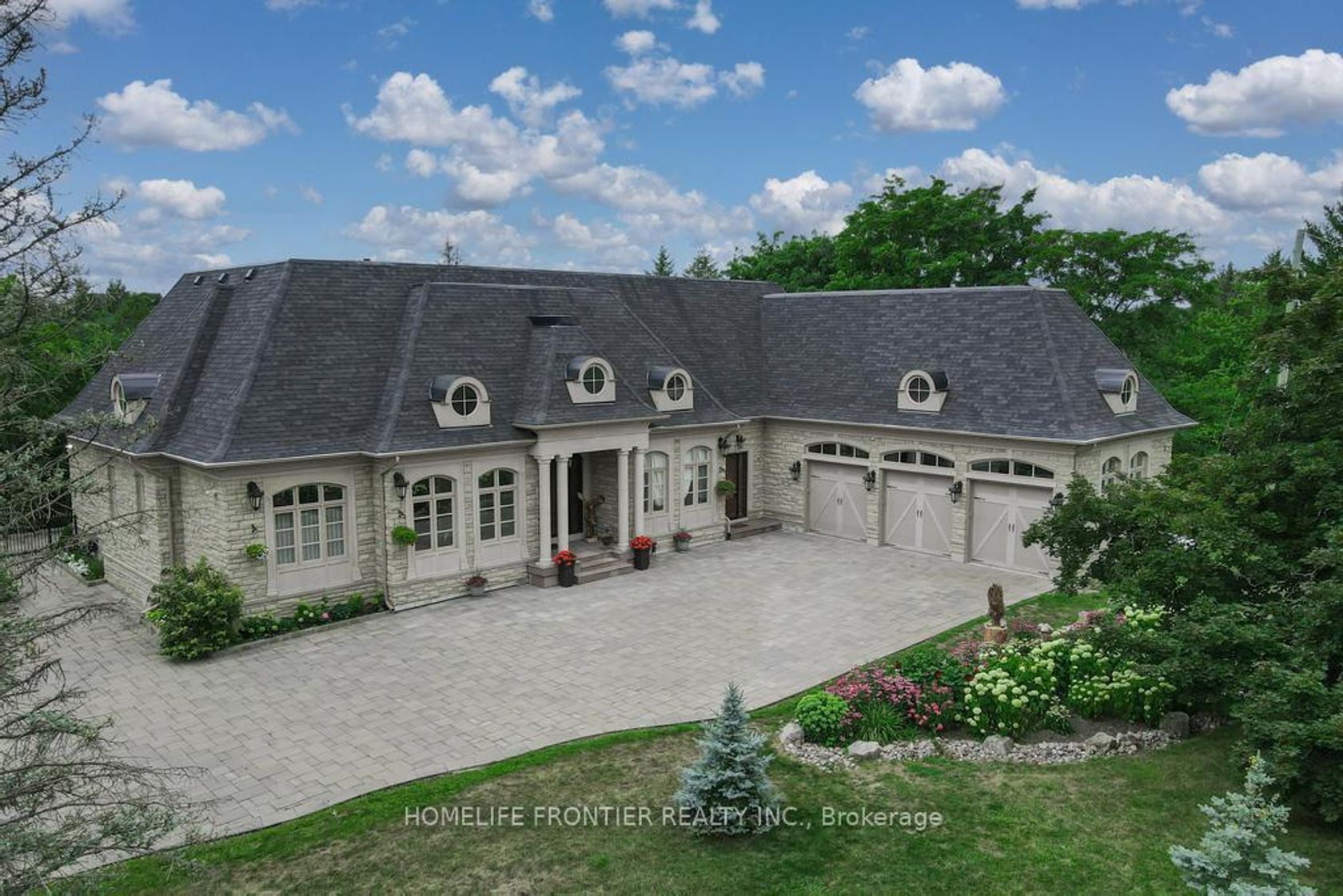 7645 16th Side Road, Rural King, King 