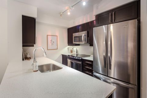 Photo 8 at 744 - 38 Grand Magazine Street, Niagara, Toronto