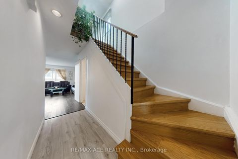 Photo 18 at 20 - 1121 Sandhurst Circle, Agincourt North, Toronto