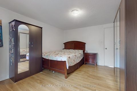 Photo 20 at 20 - 1121 Sandhurst Circle, Agincourt North, Toronto