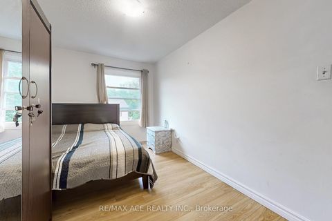 Photo 23 at 20 - 1121 Sandhurst Circle, Agincourt North, Toronto