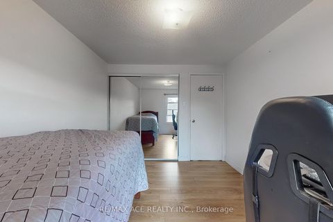 Photo 28 at 20 - 1121 Sandhurst Circle, Agincourt North, Toronto