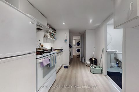 Photo 35 at 20 - 1121 Sandhurst Circle, Agincourt North, Toronto