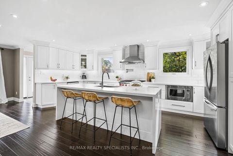 Photo 13 at 8 Brumwell Street, Centennial Scarborough, Toronto