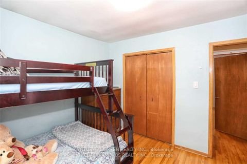 Photo 9 at 35 York Street, Malton, Mississauga