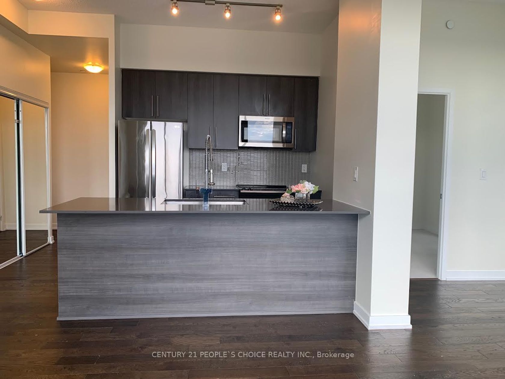 601 - 510 Curran Place, City Centre, Mississauga 