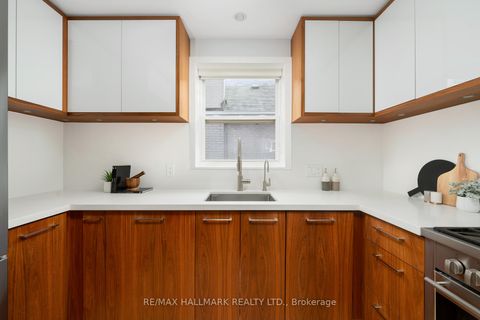 Photo 15 at 26 Hutton Avenue, East York, Toronto