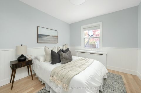 Photo 17 at 26 Hutton Avenue, East York, Toronto